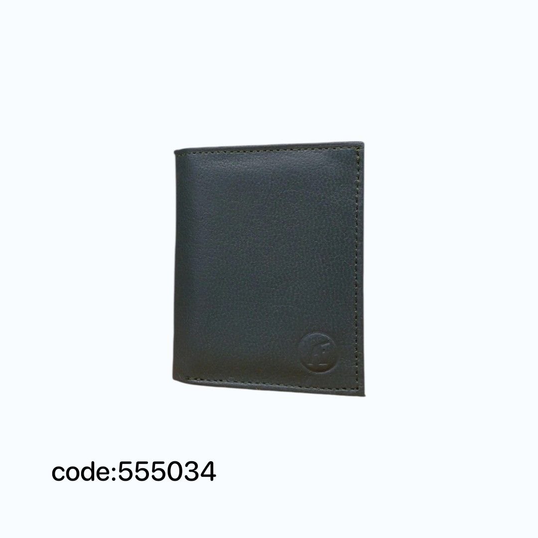 کیف پول دکمه ای چرم طبیعی مدل سه لت G109 کد 555034 کیف پول دکمه ای چرم طبیعی مدل سه لت G109 کد 555034