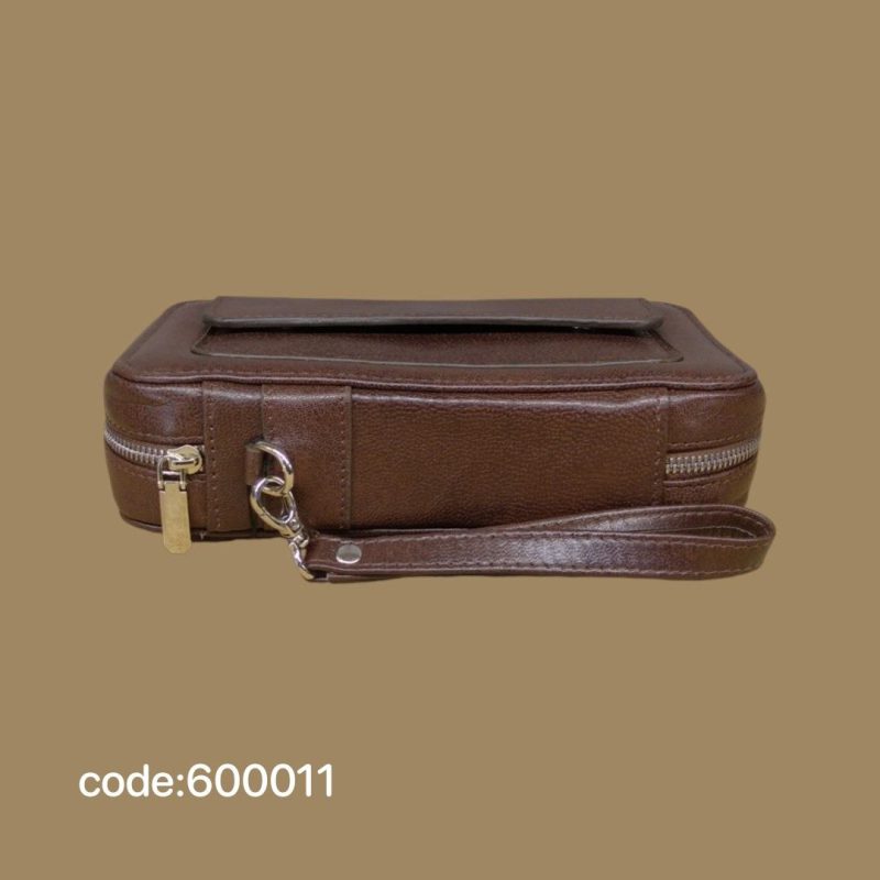 کیف مدارک مدل پاسپورتی چرم طبیعی مدل ام.جی.دالاس کد 600011